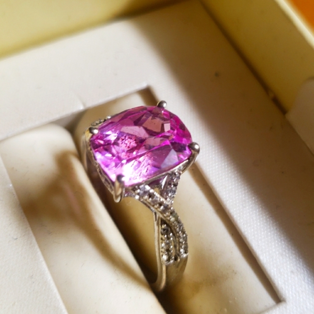 Silver ring with pink stone